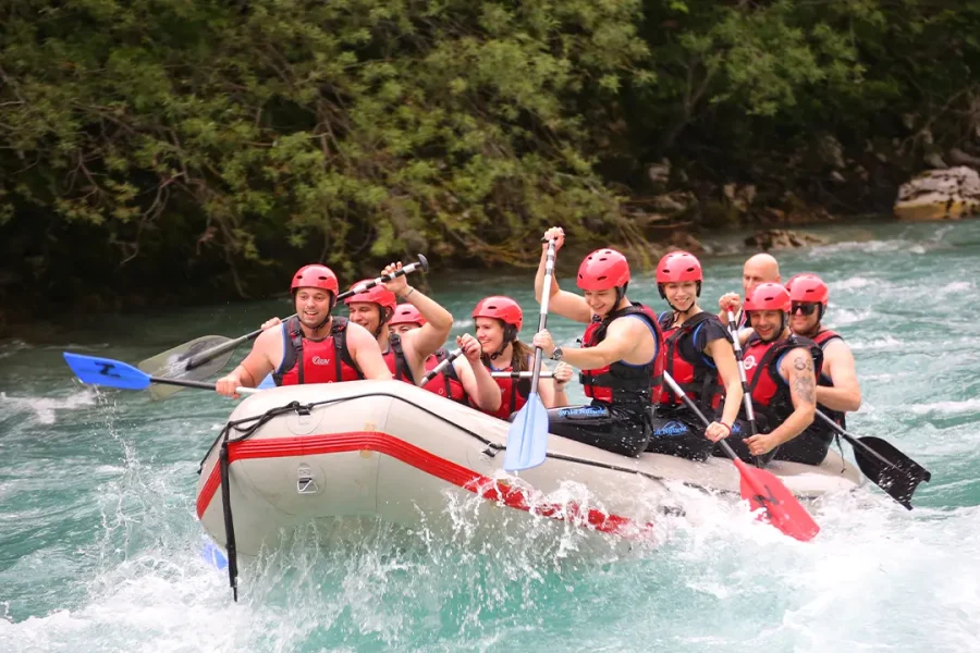 TARA RAFTING APRILSKA AVANTURA